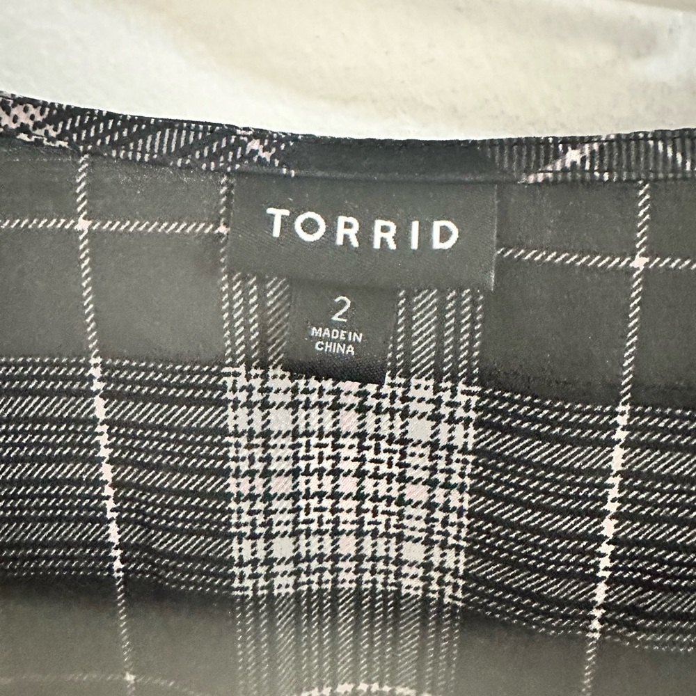 Plaid blouse - Picture 2 of 4